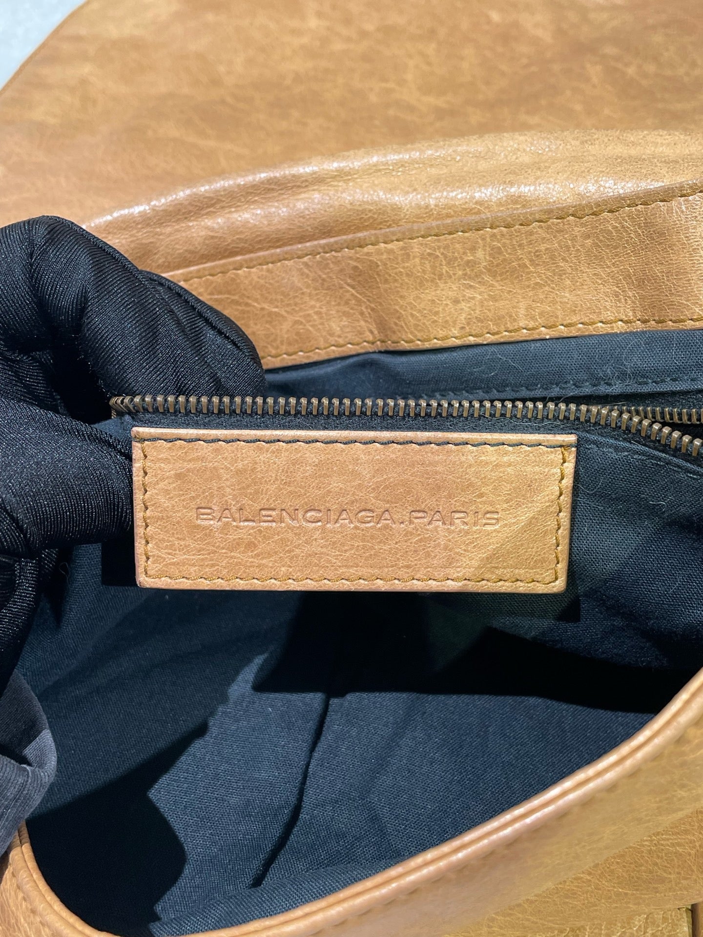 Balenciaga - Other - Leather - Camel - (medium)