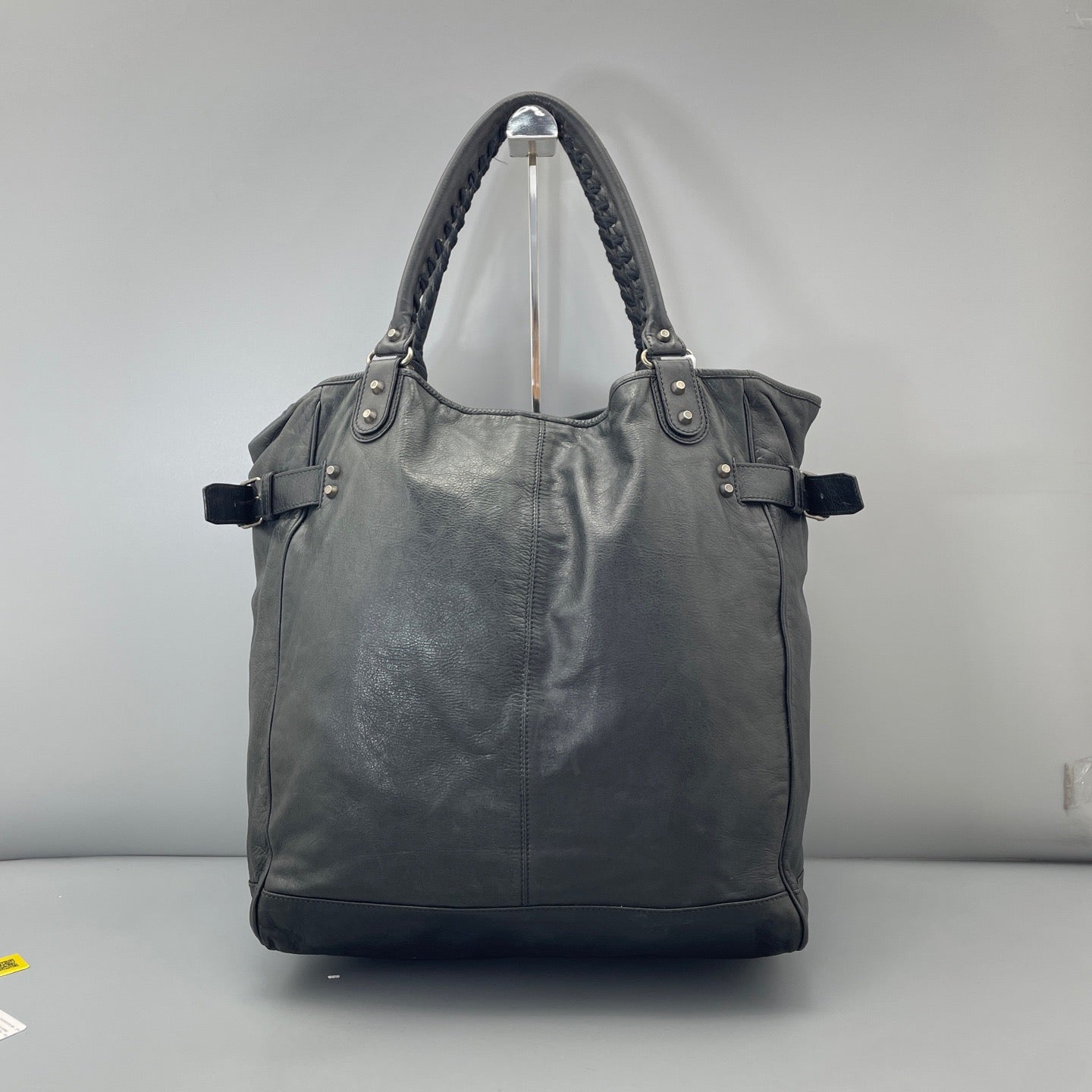 Balenciaga - Other - Leather - Green - (large)