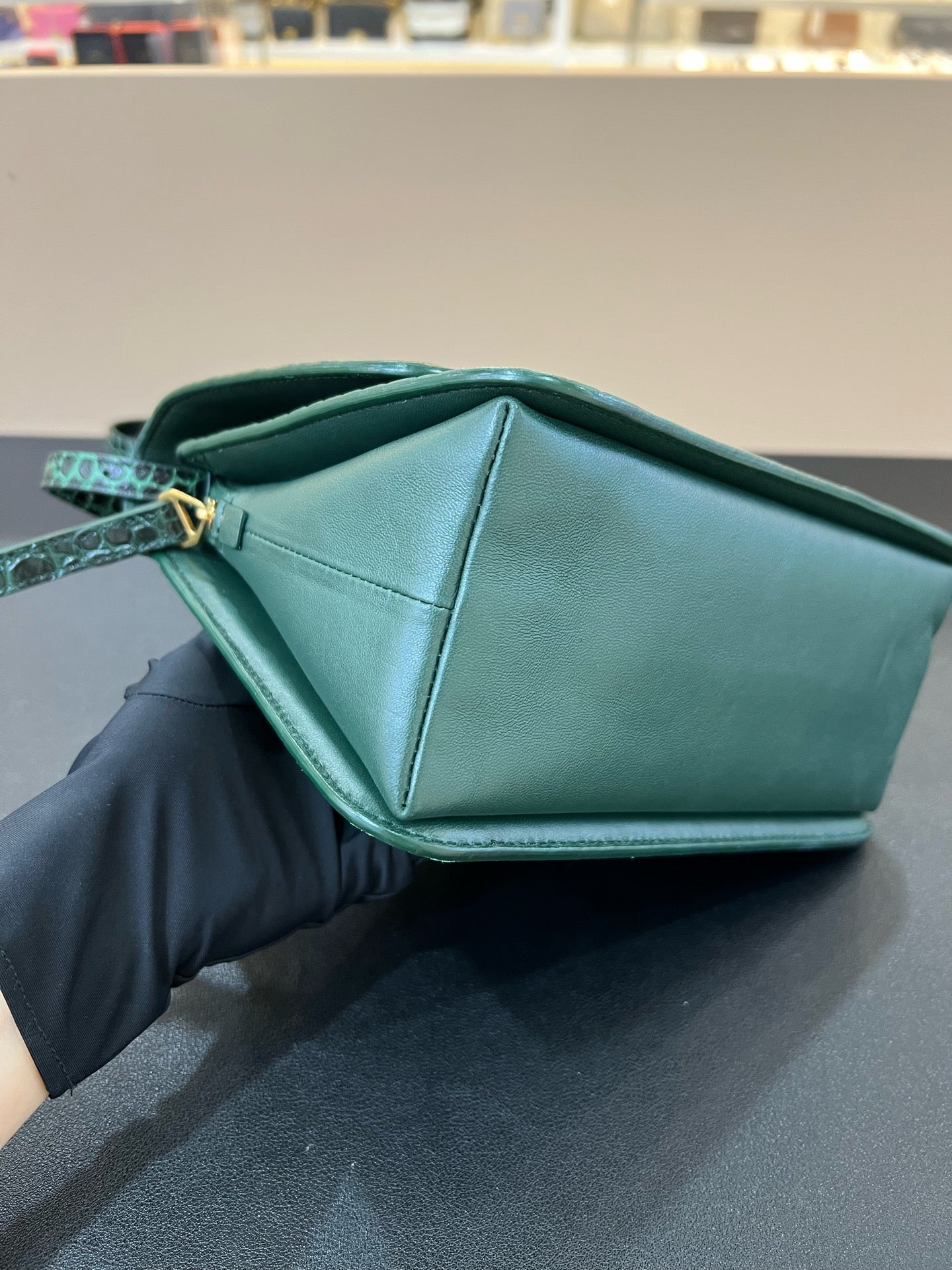 Balenciaga - Other - Leather - Green - (small)