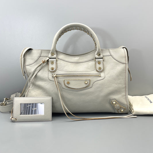 Balenciaga - Other - Leather - Grey - (large)