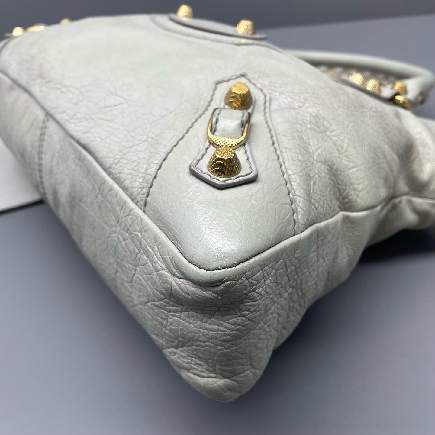 Balenciaga - Other - Leather - Grey - (medium)