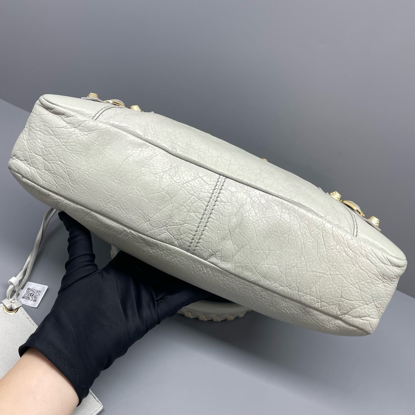 Balenciaga - Other - Leather - Grey - (medium)