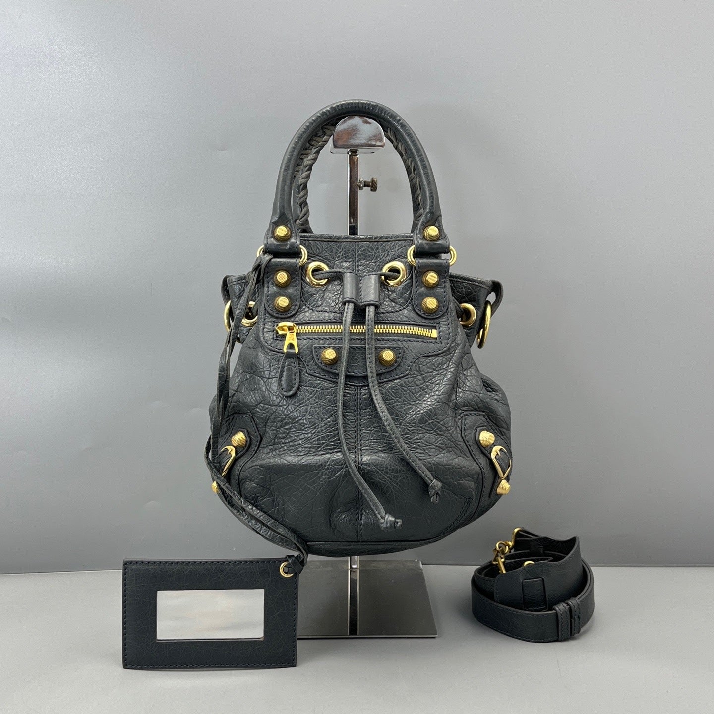 Balenciaga - Other - Leather - Grey - (Small)