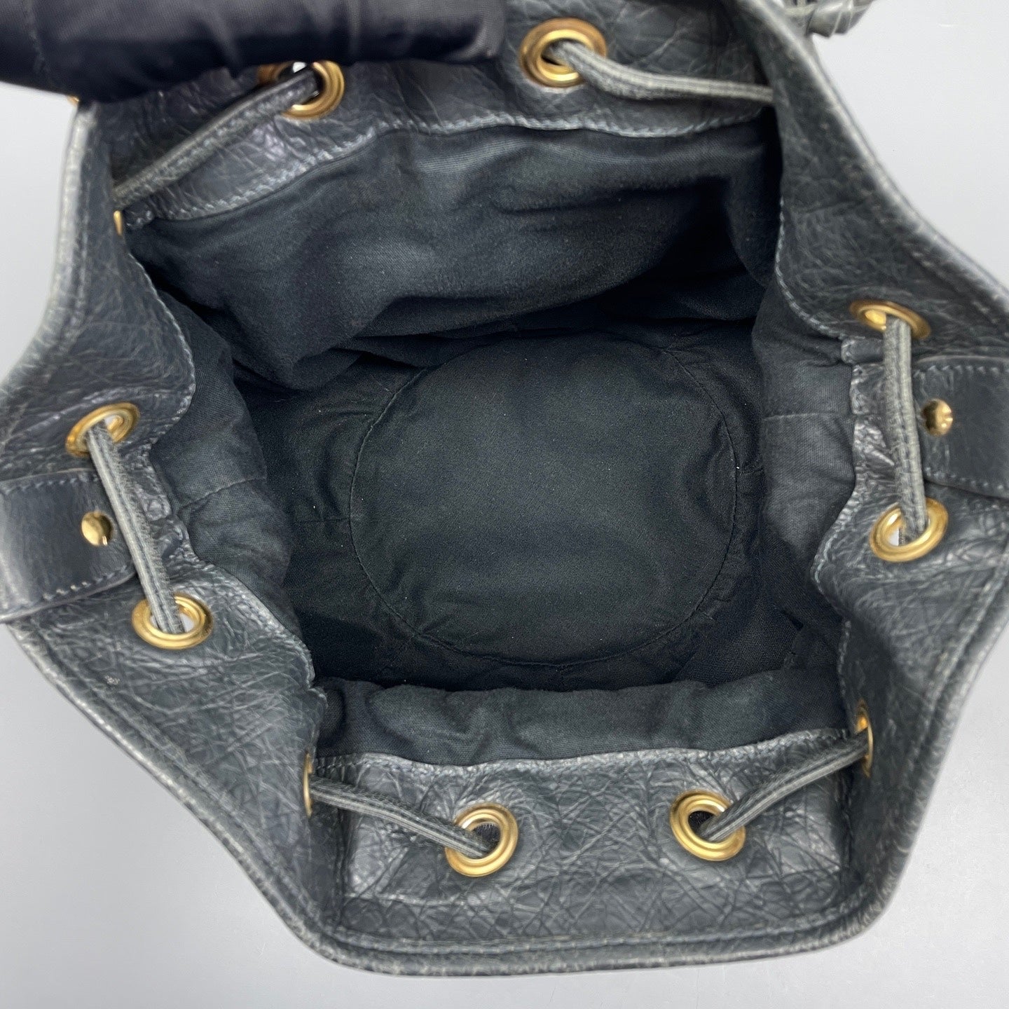 Balenciaga - Other - Leather - Grey - (Small)