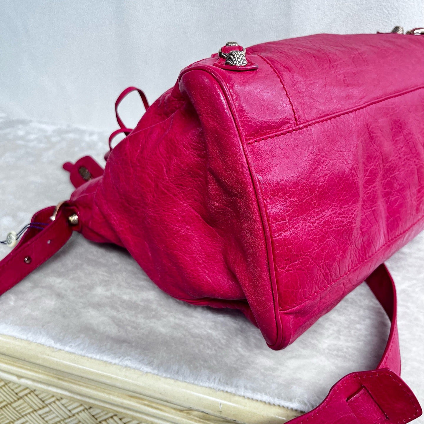 Balenciaga - Other - Leather - Pink - (medium)