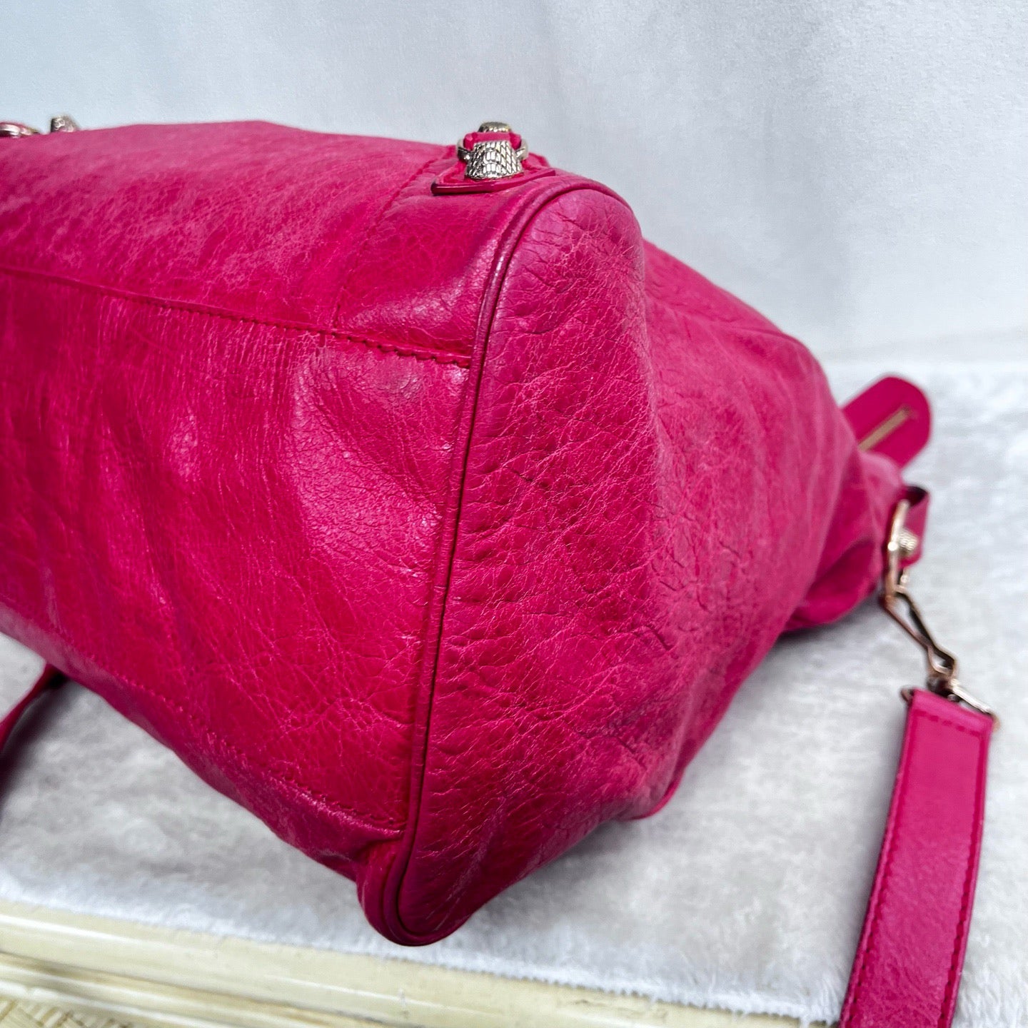 Balenciaga - Other - Leather - Pink - (medium)