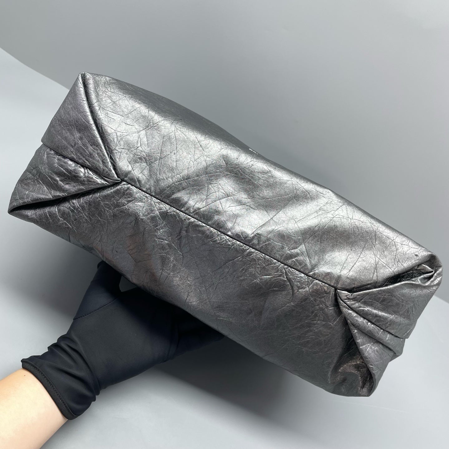 Balenciaga - Other - Leather - Silver - (large)