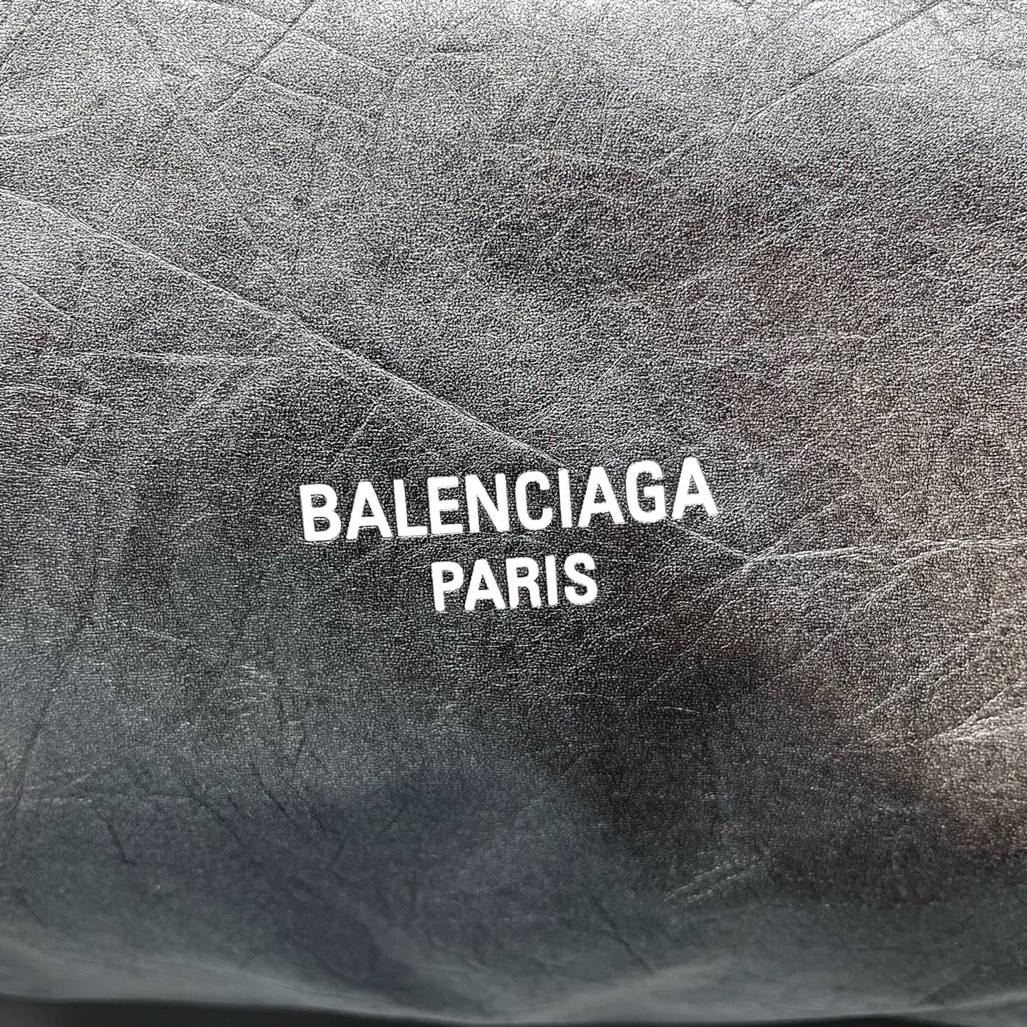 Balenciaga - Other - Leather - Silver - (large)