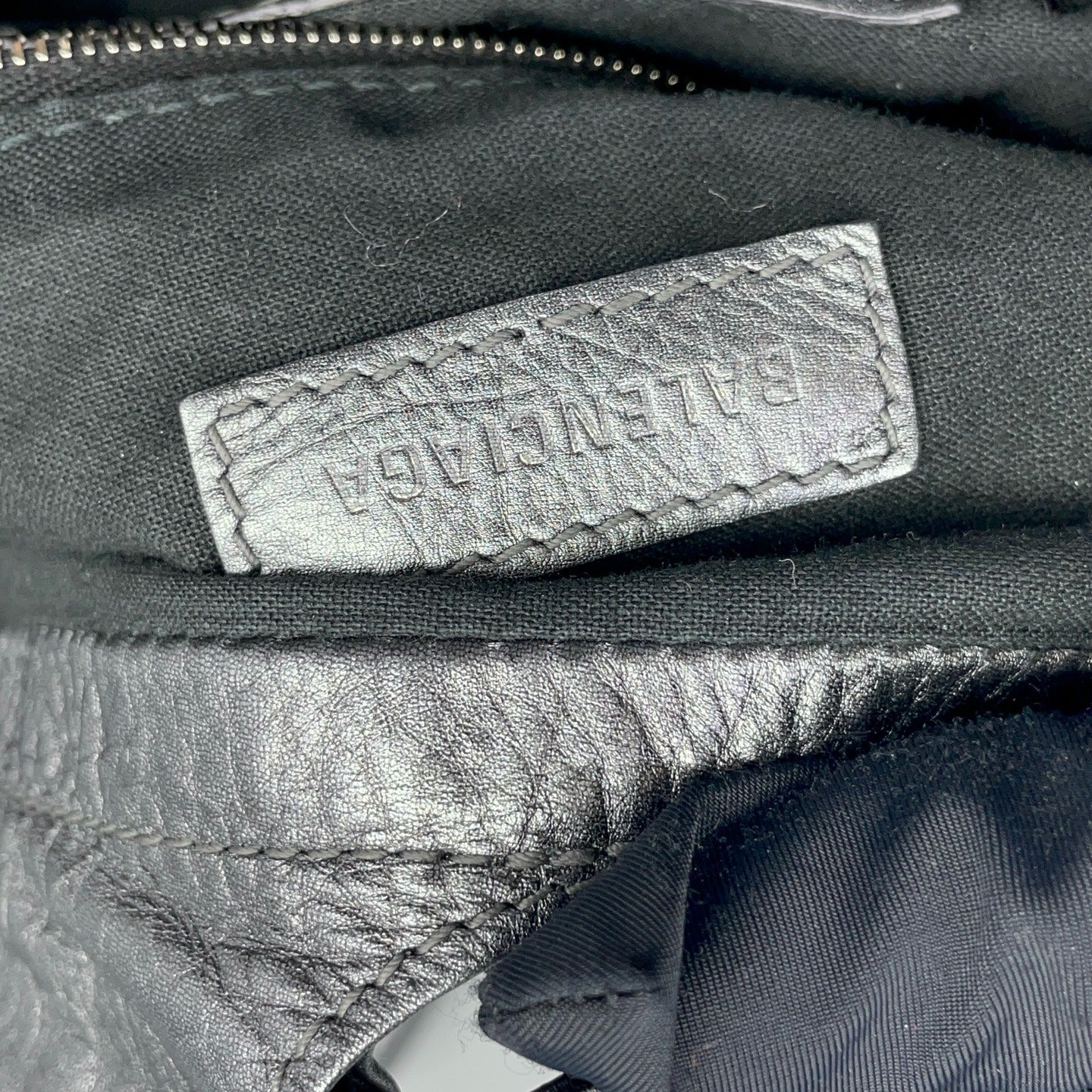 Balenciaga - Other - Leather - Silver - (large)