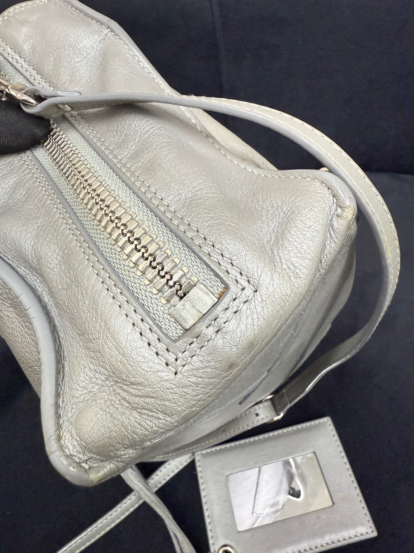 Balenciaga - Other - Leather - Silver - (small)