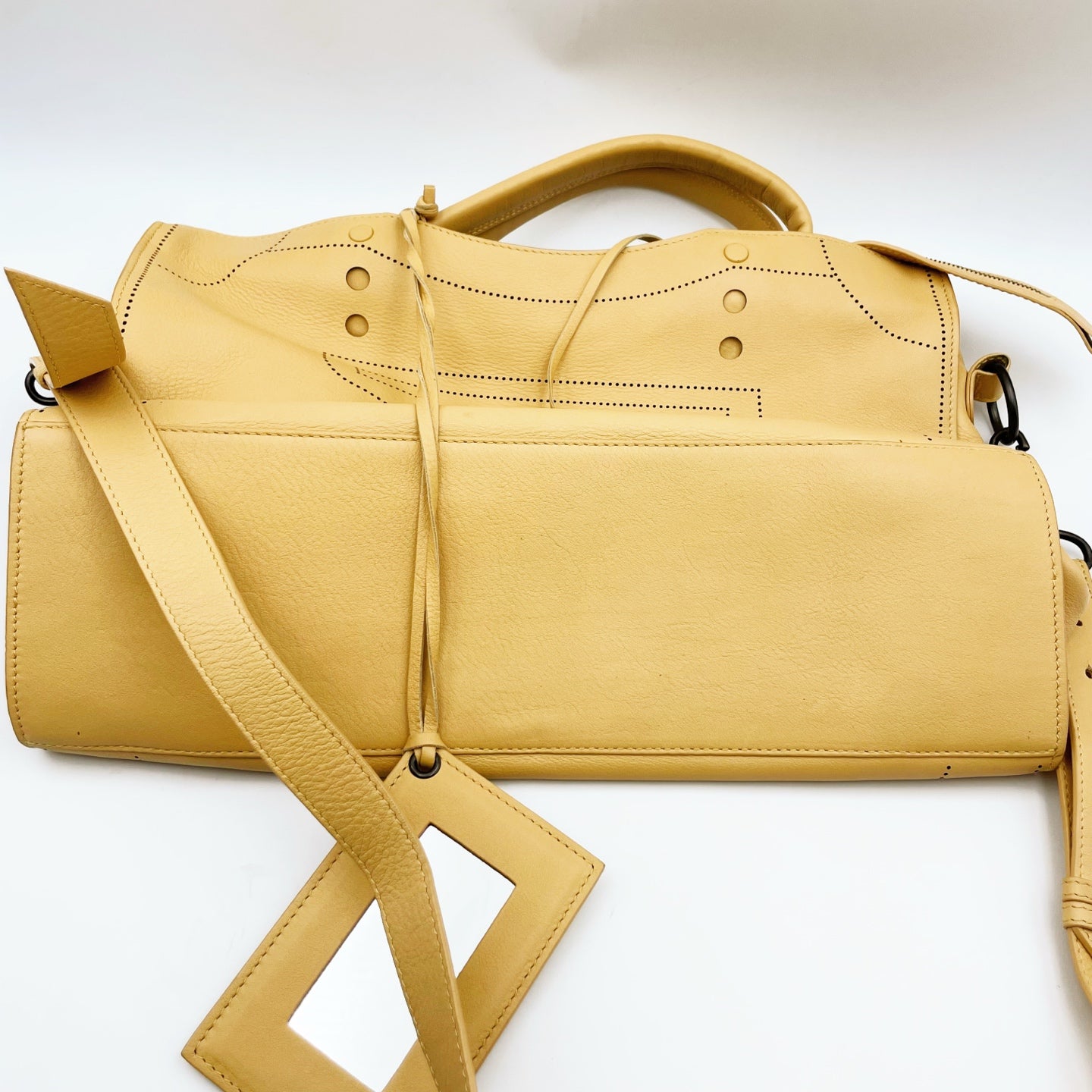 Balenciaga - Other - Leather - Yellow - (large)