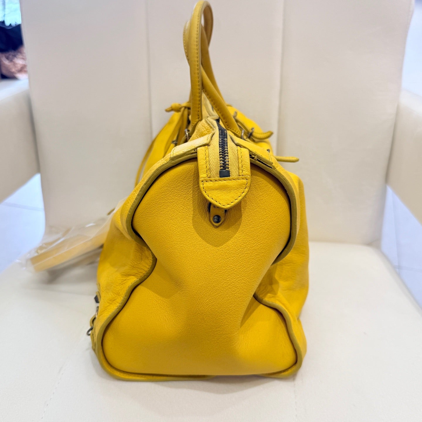 Balenciaga - Other - Leather - Yellow - (medium)