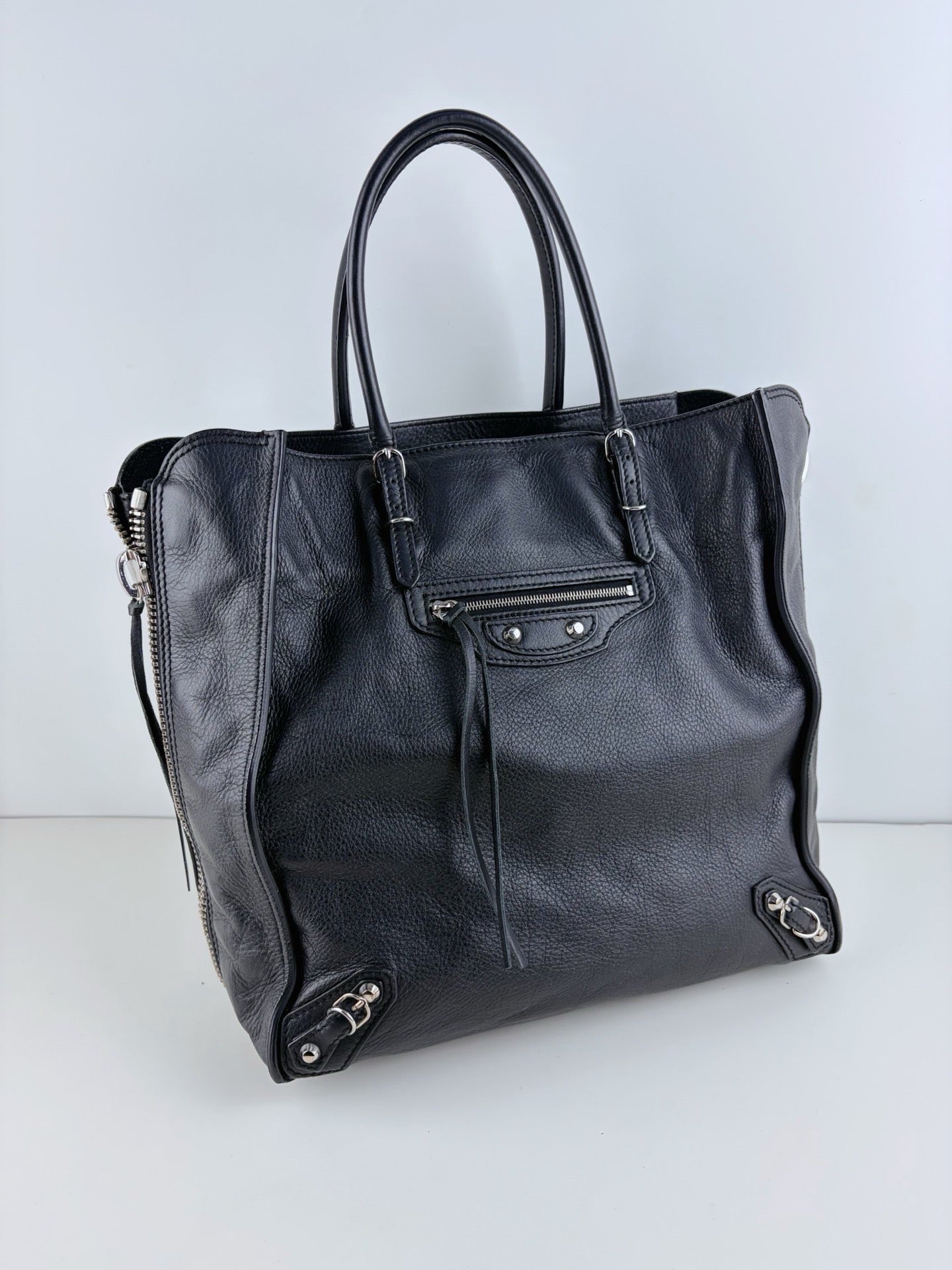 Balenciaga - Papier - Leather - Black - (medium)