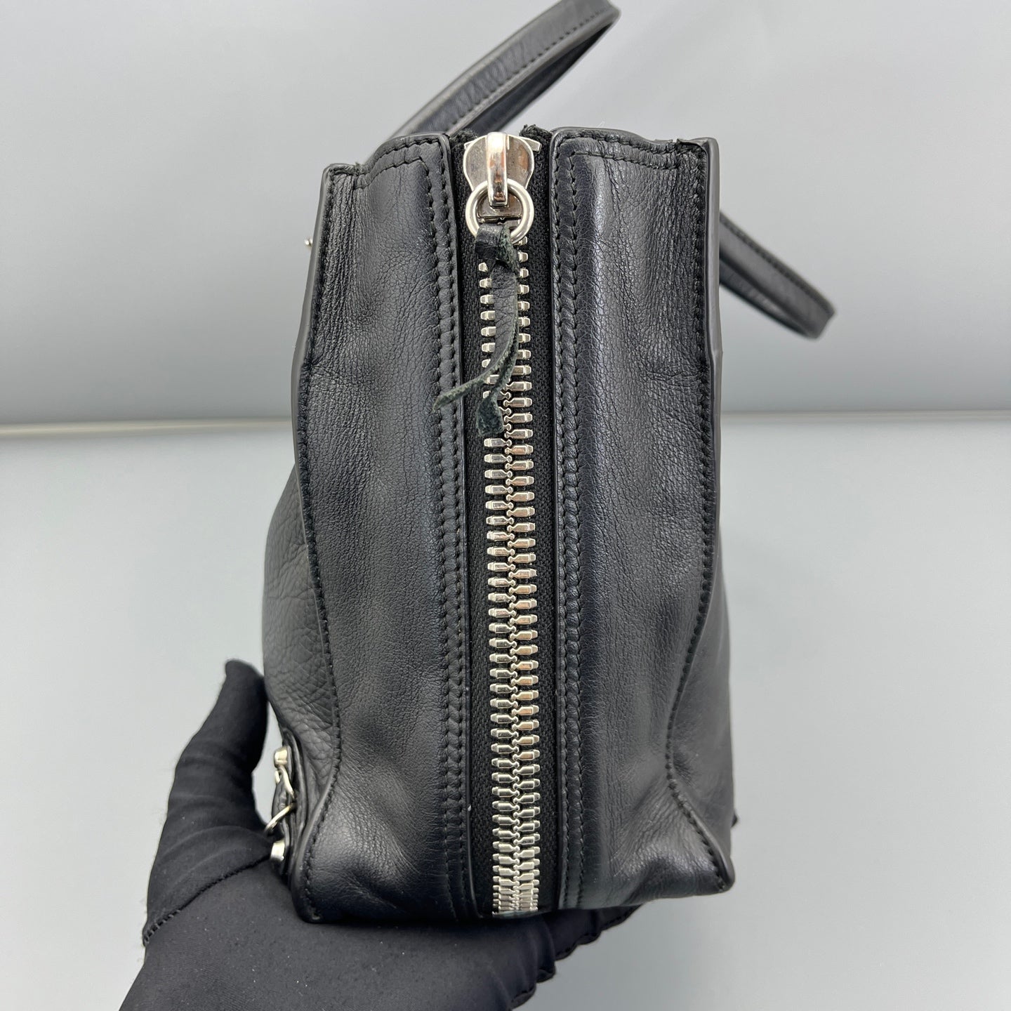 Balenciaga - Papier - Leather - Black - (medium)