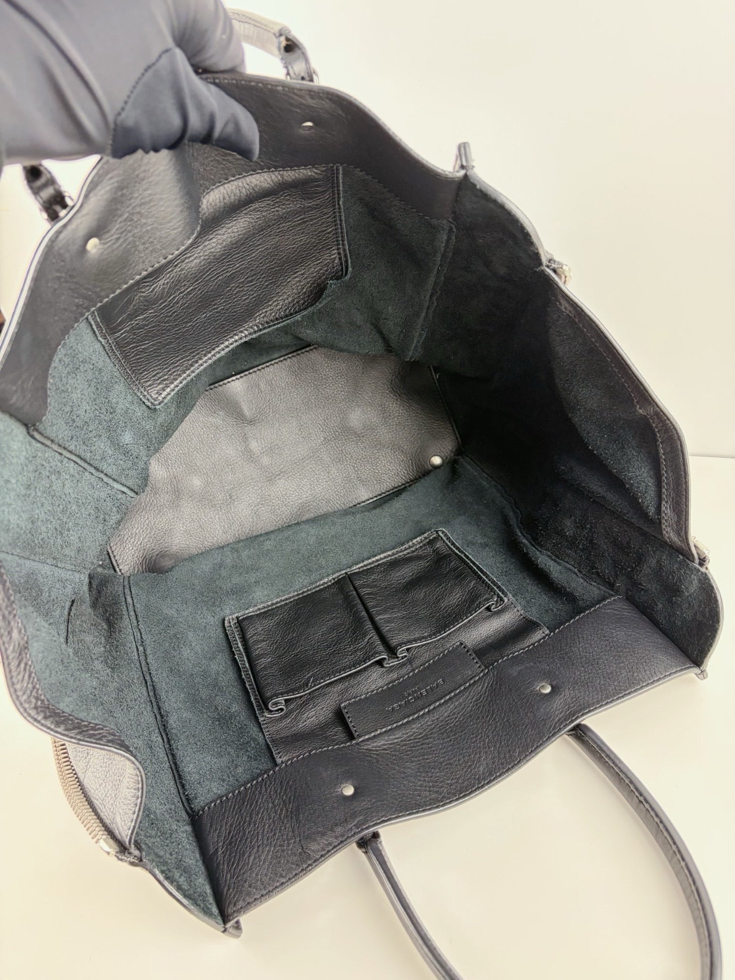 Balenciaga - Papier - Leather - Black - (medium)