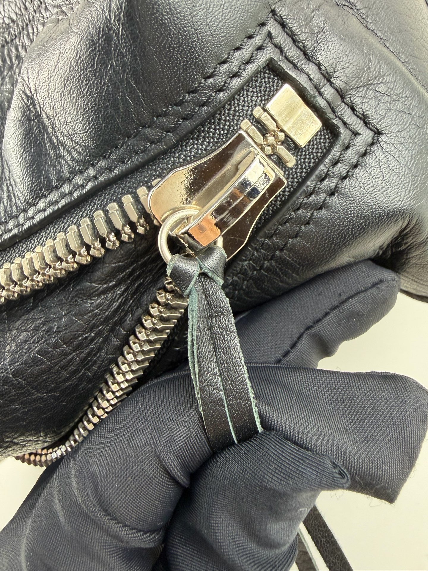 Balenciaga - Papier - Leather - Black - (medium)