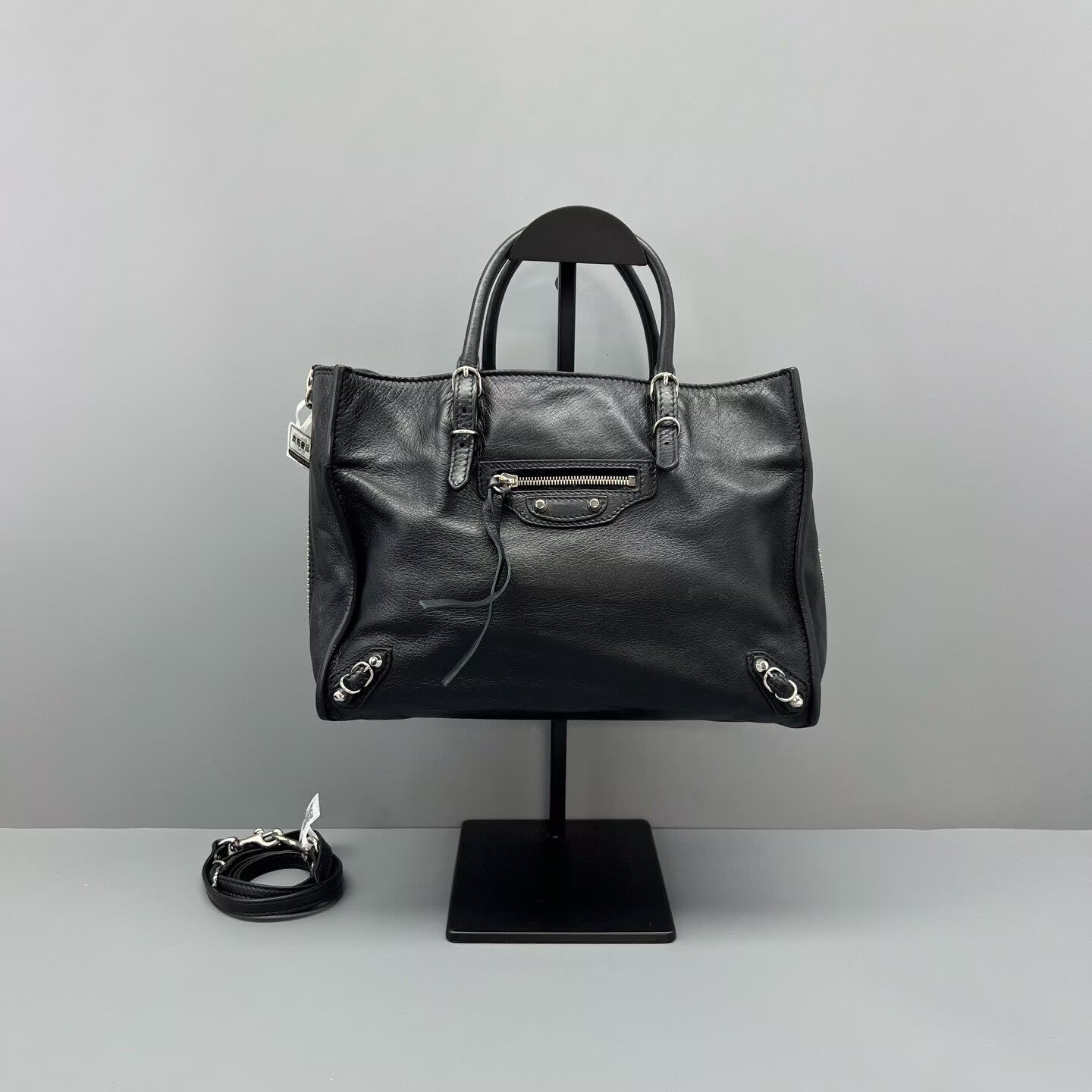 Balenciaga - Papier - Leather - Black - (Small)