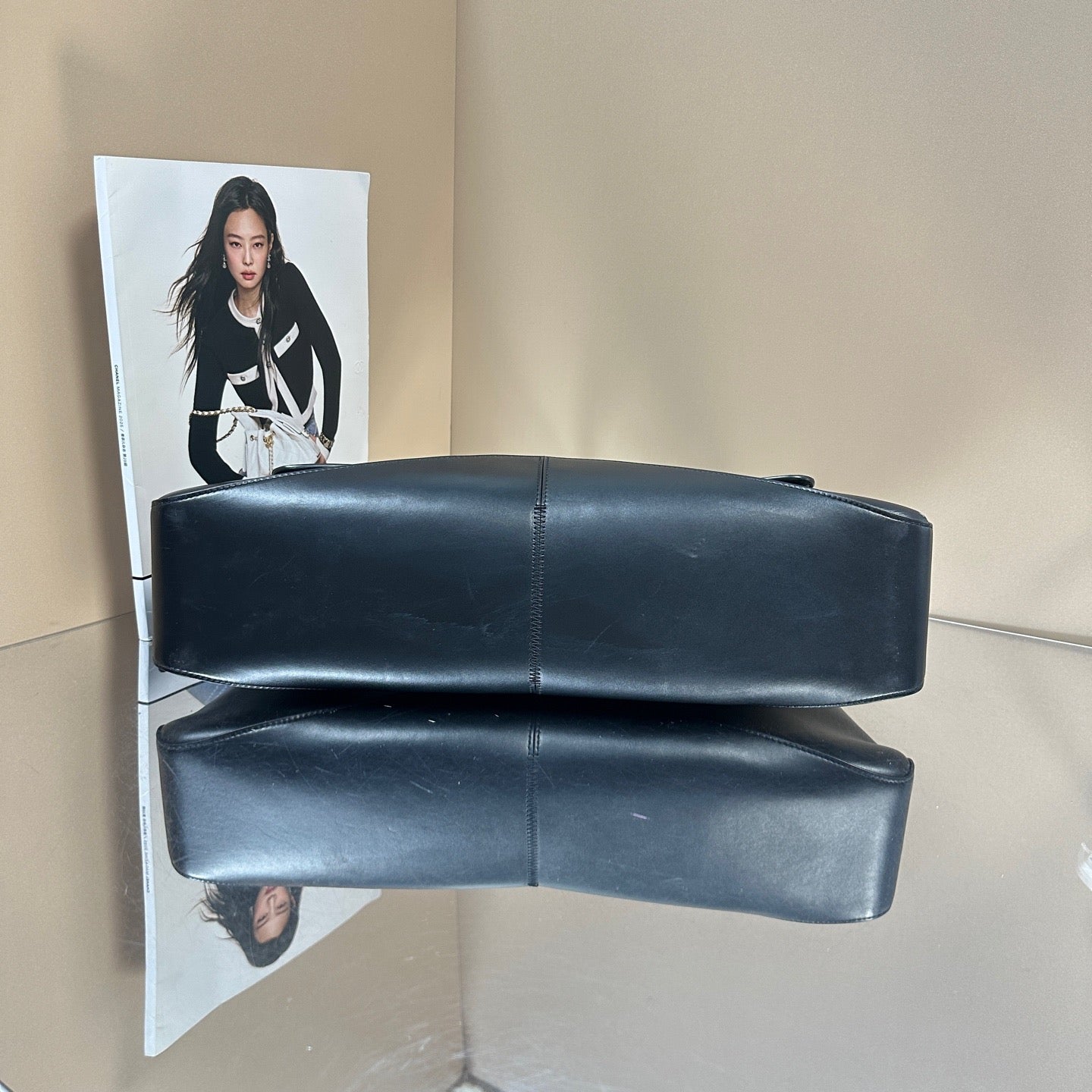 Balenciaga - Smooth Flap Shoulder Bag - Leather - Black - (large)
