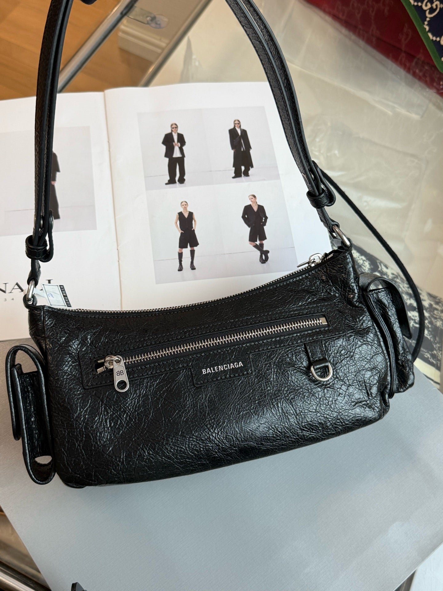 Balenciaga - SUPERBUSY - Leather - Black