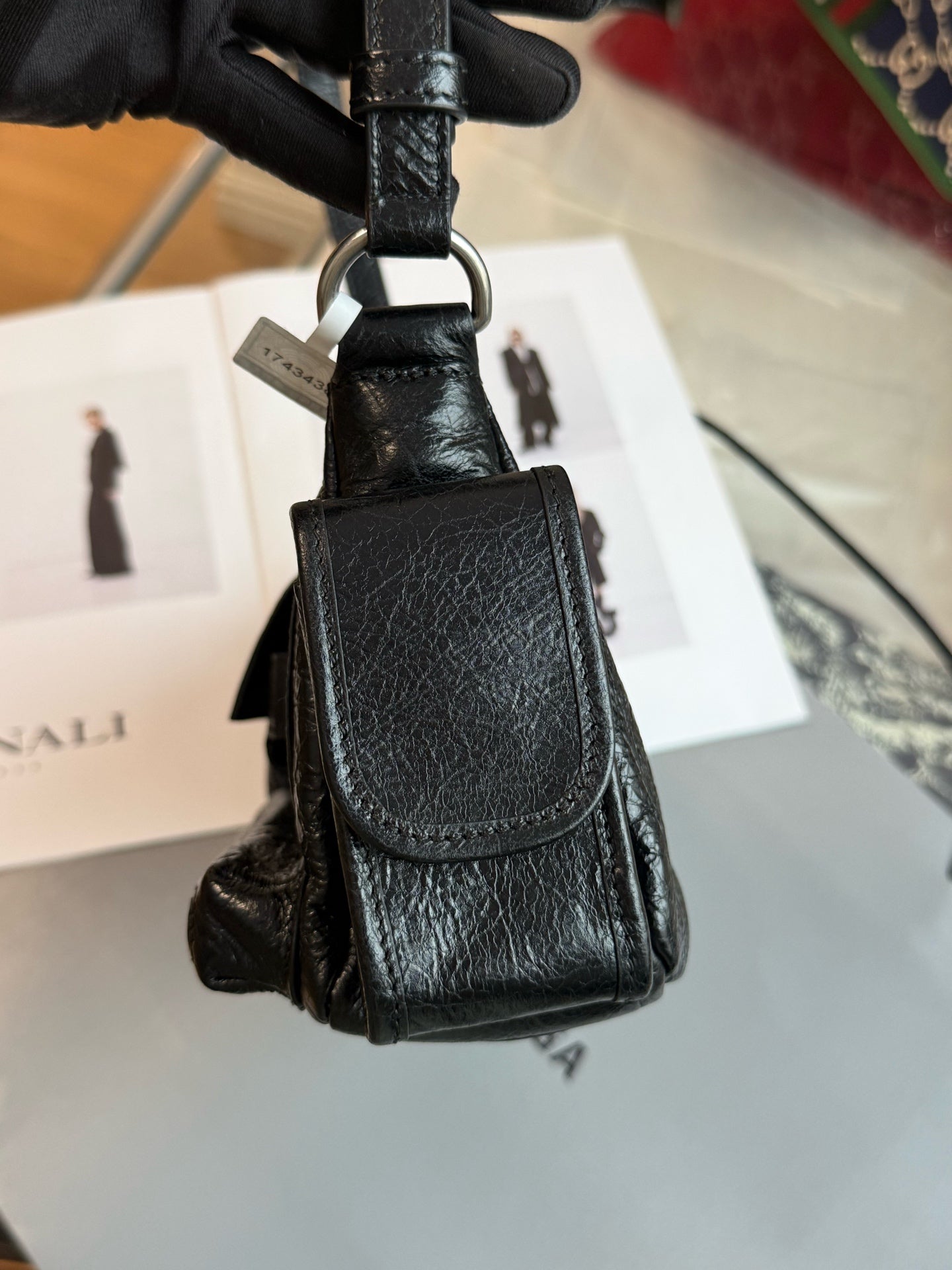 Balenciaga - SUPERBUSY - Leather - Black