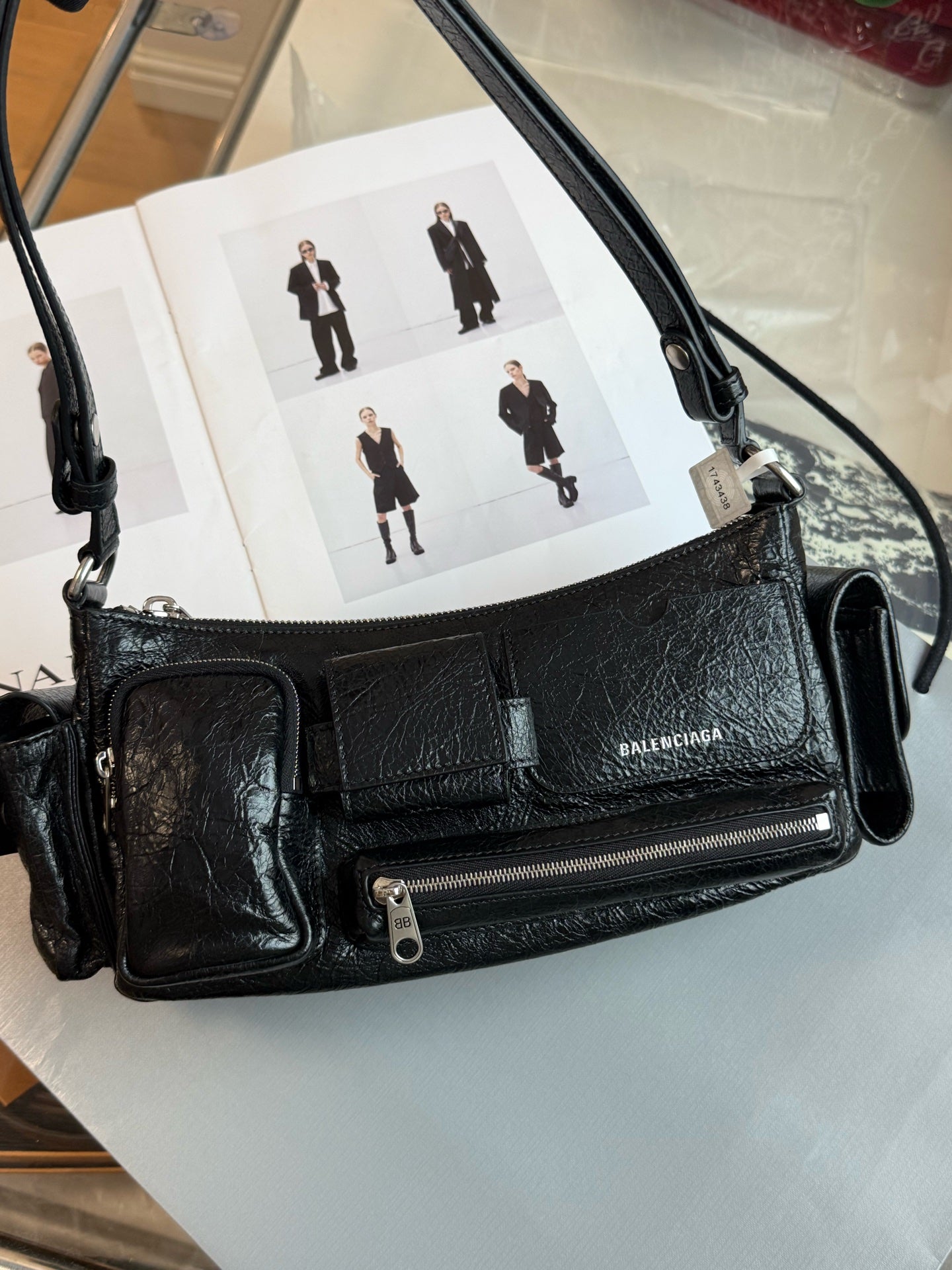 Balenciaga - SUPERBUSY - Leather - Black