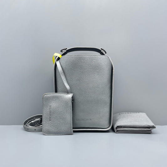 Balenciaga - Tool 2.0 Bucket Bag - Grained leather - Silver - (small)