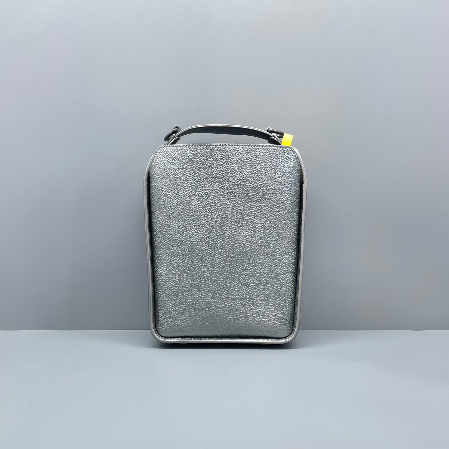 Balenciaga - Tool 2.0 Bucket Bag - Grained leather - Silver - (small)