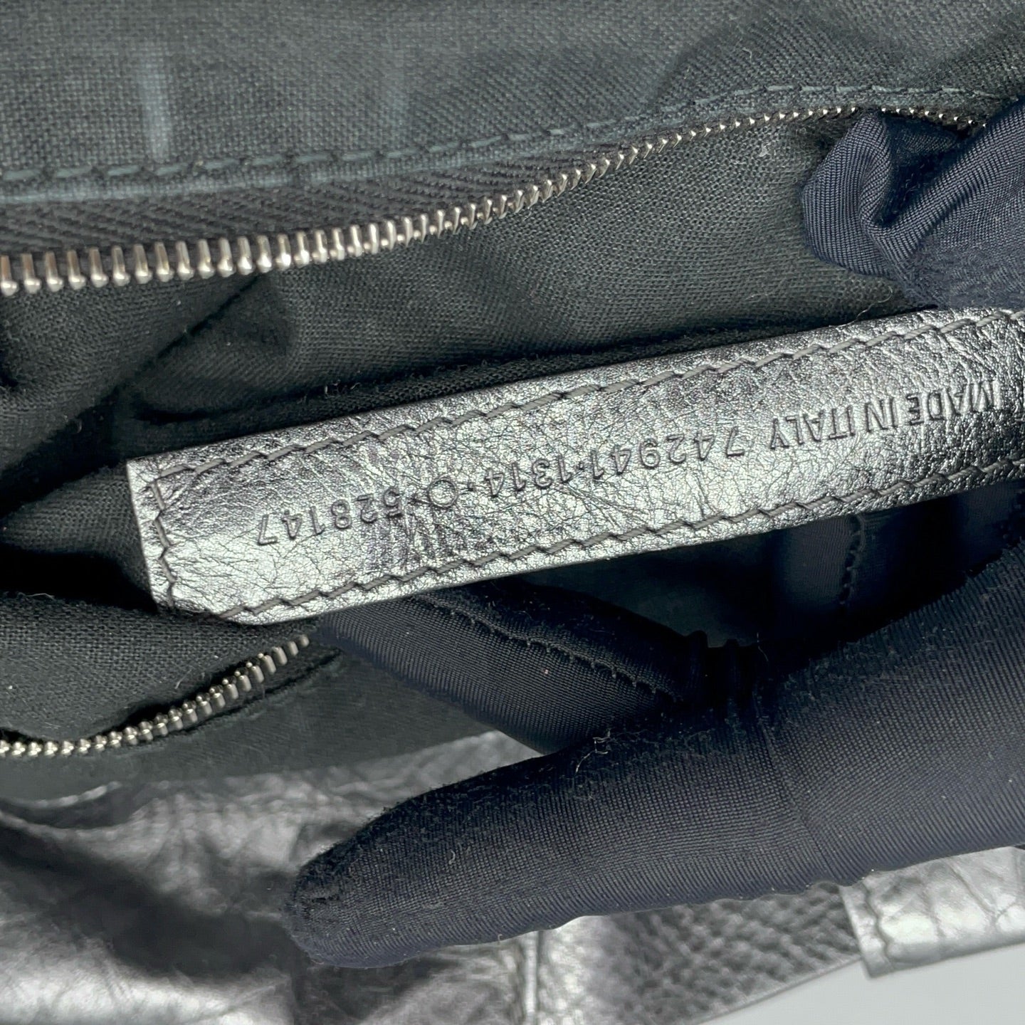 Balenciaga - Trash Pouch - Leather - Silver - (large)