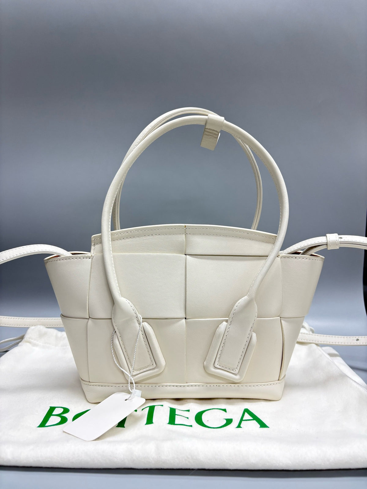 Bottega Veneta - Acro Mini - Leather - White - (mini)