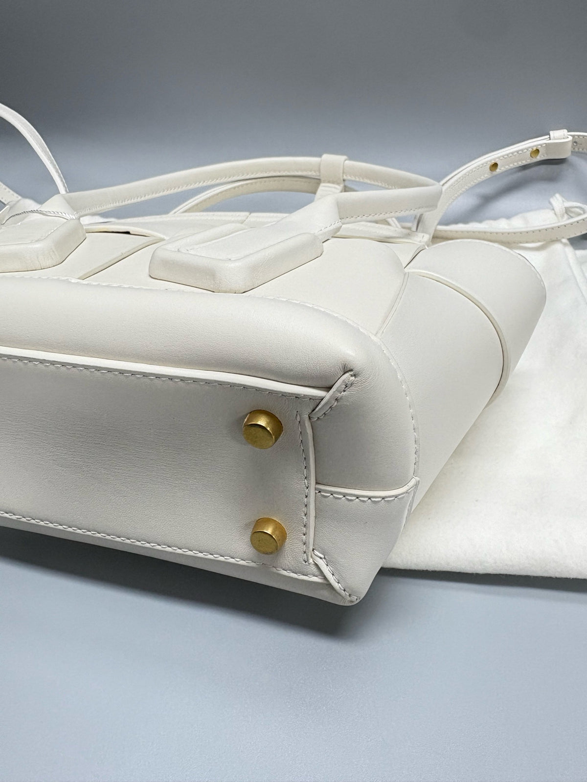 Bottega Veneta - Acro Mini - Leather - White - (mini)