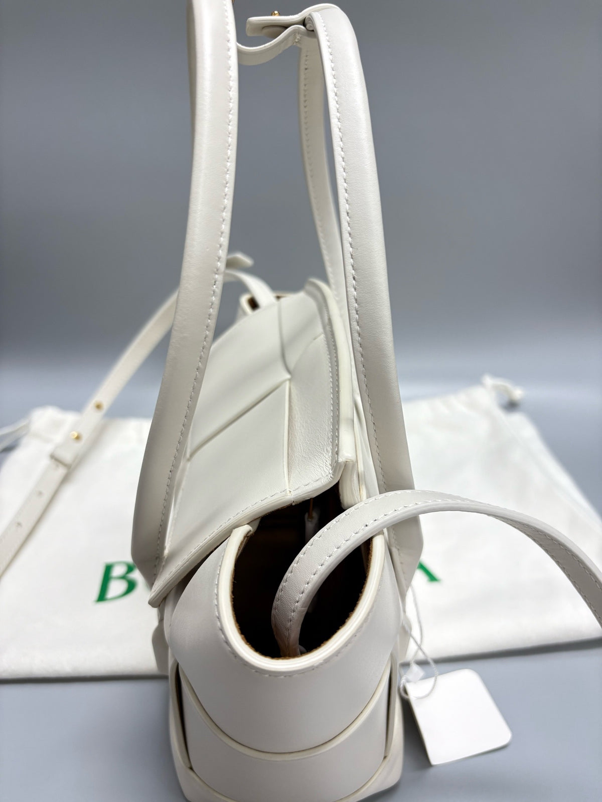 Bottega Veneta - Acro Mini - Leather - White - (mini)