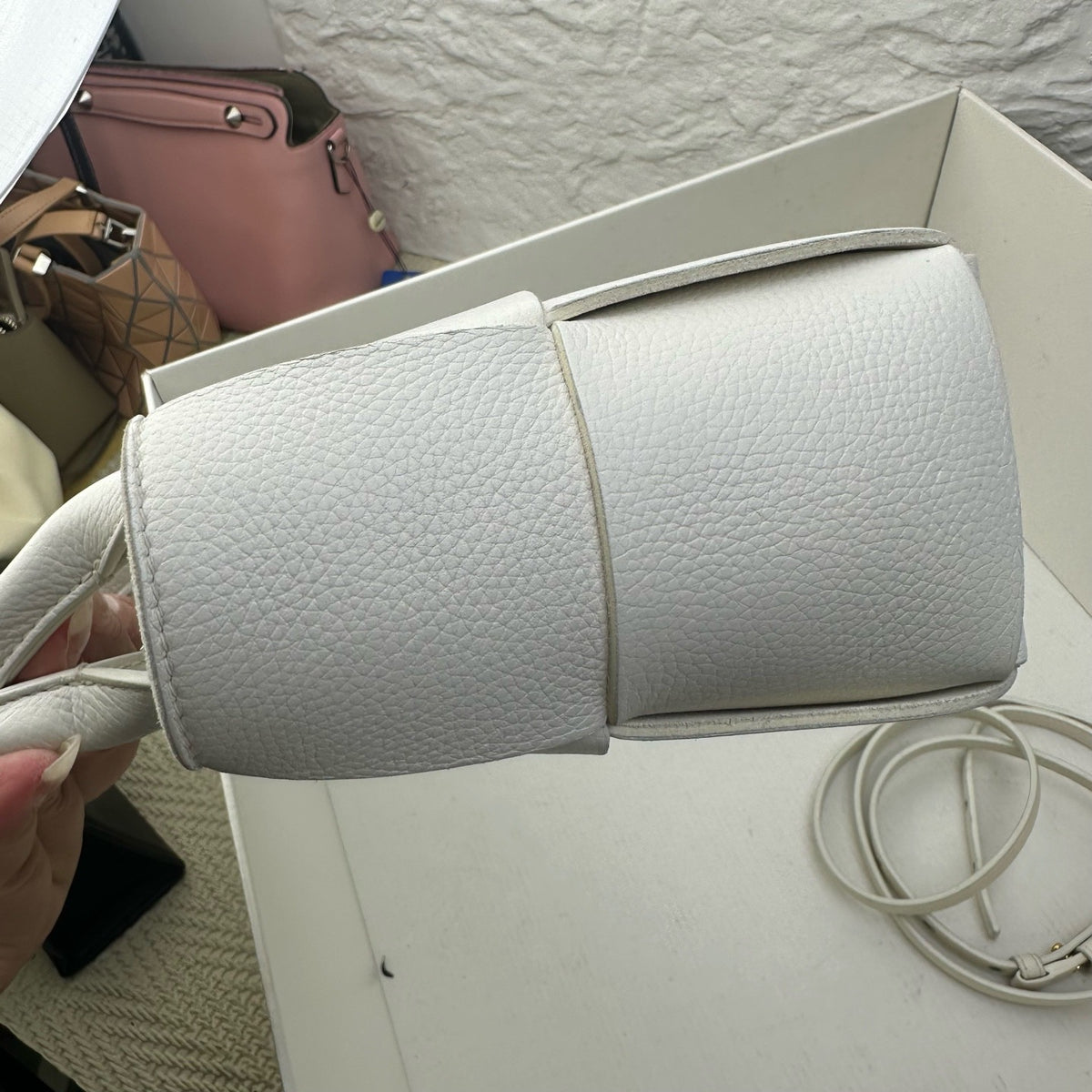 Bottega Veneta - Arco 24 cm - Leather - White - (small)