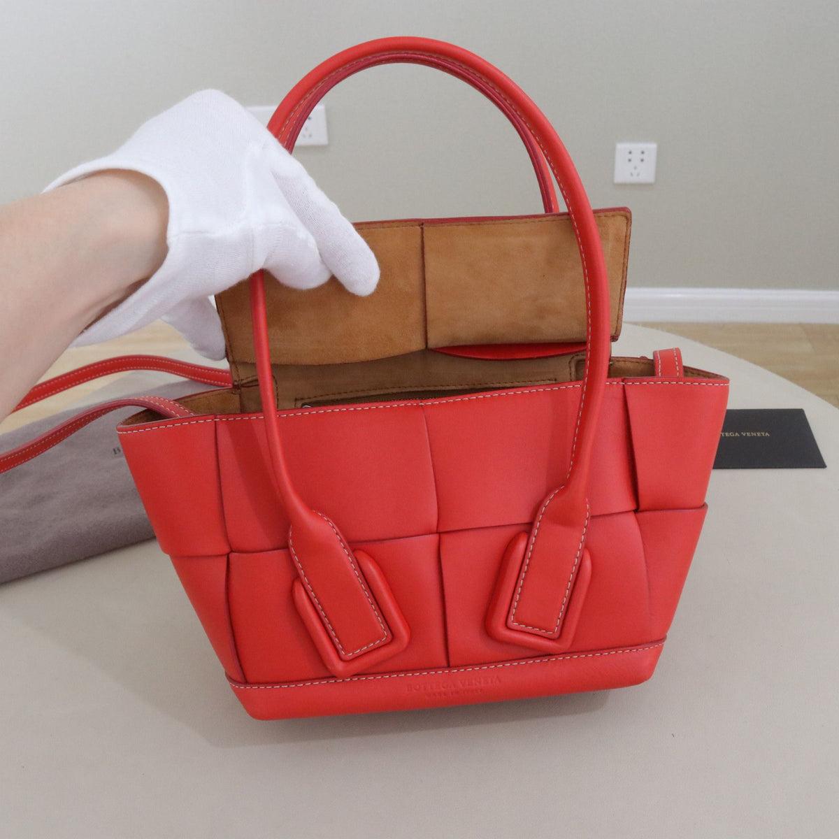 Bottega Veneta - Arco 29 Mini - Leather - Red - (mini)