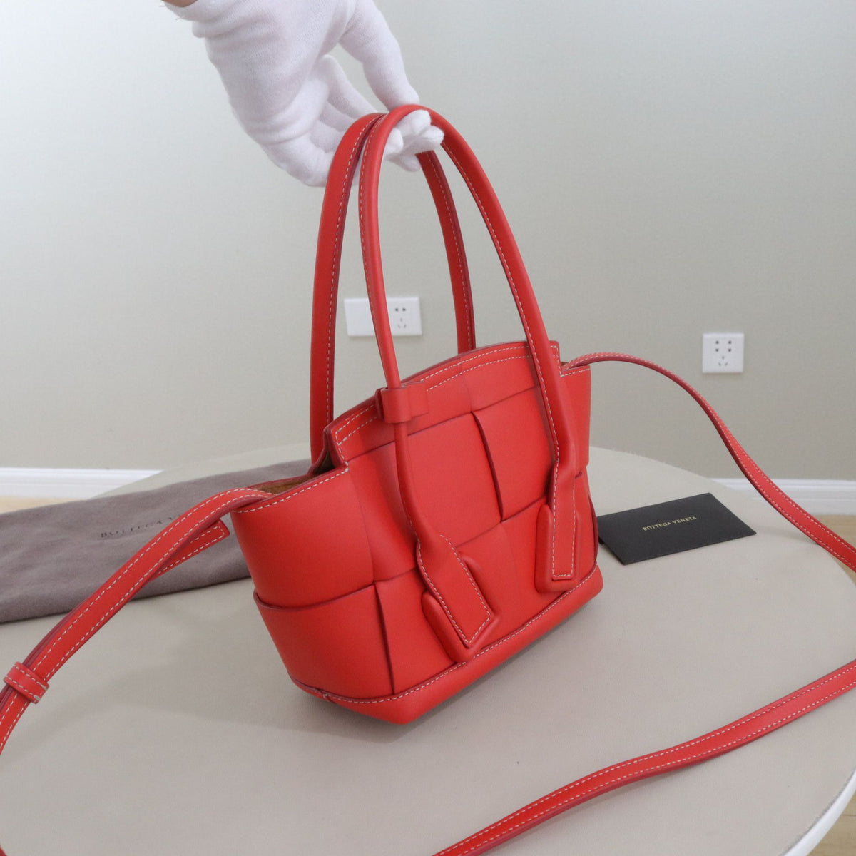 Bottega Veneta - Arco 29 Mini - Leather - Red - (mini)