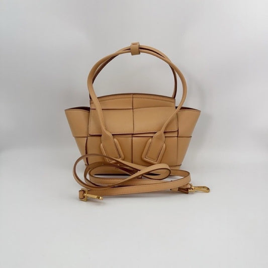Bottega Veneta - Arco Intreccio Mini - Leather - Camel - (mini)