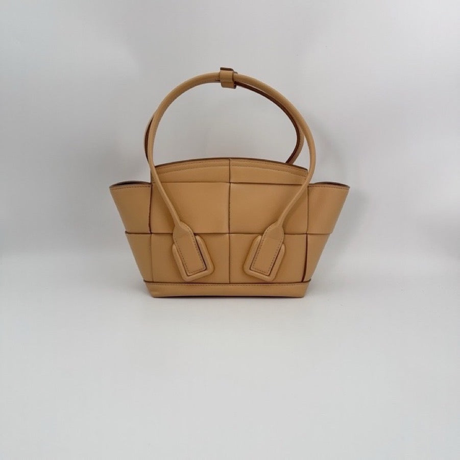 Bottega Veneta - Arco Intreccio Mini - Leather - Camel - (mini)
