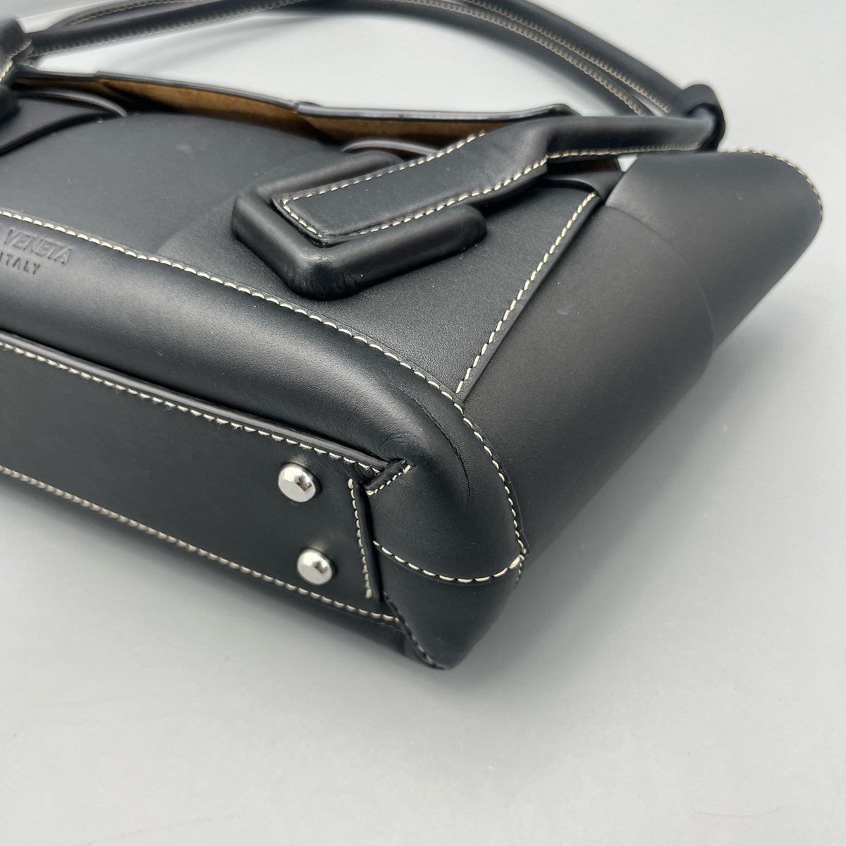 Bottega Veneta - Arco - Leather - Black - (small)