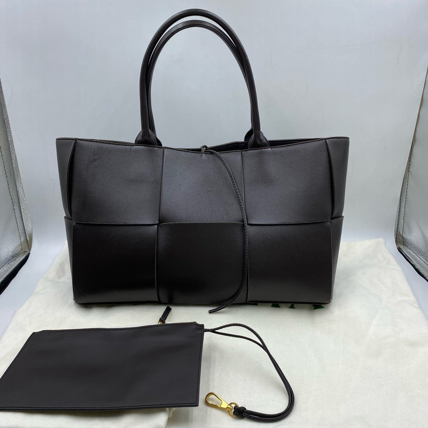 Bottega Veneta - Arco - Leather - Brown - (medium)