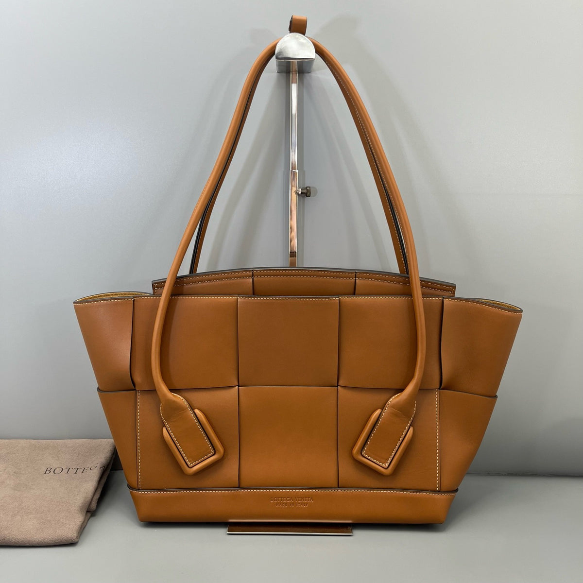 Bottega Veneta - Arco - Leather - Camel - (Medium)