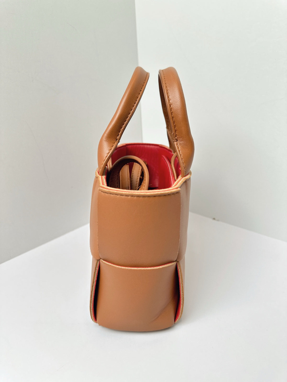 Bottega Veneta - Arco - Leather - Camel - (mini)