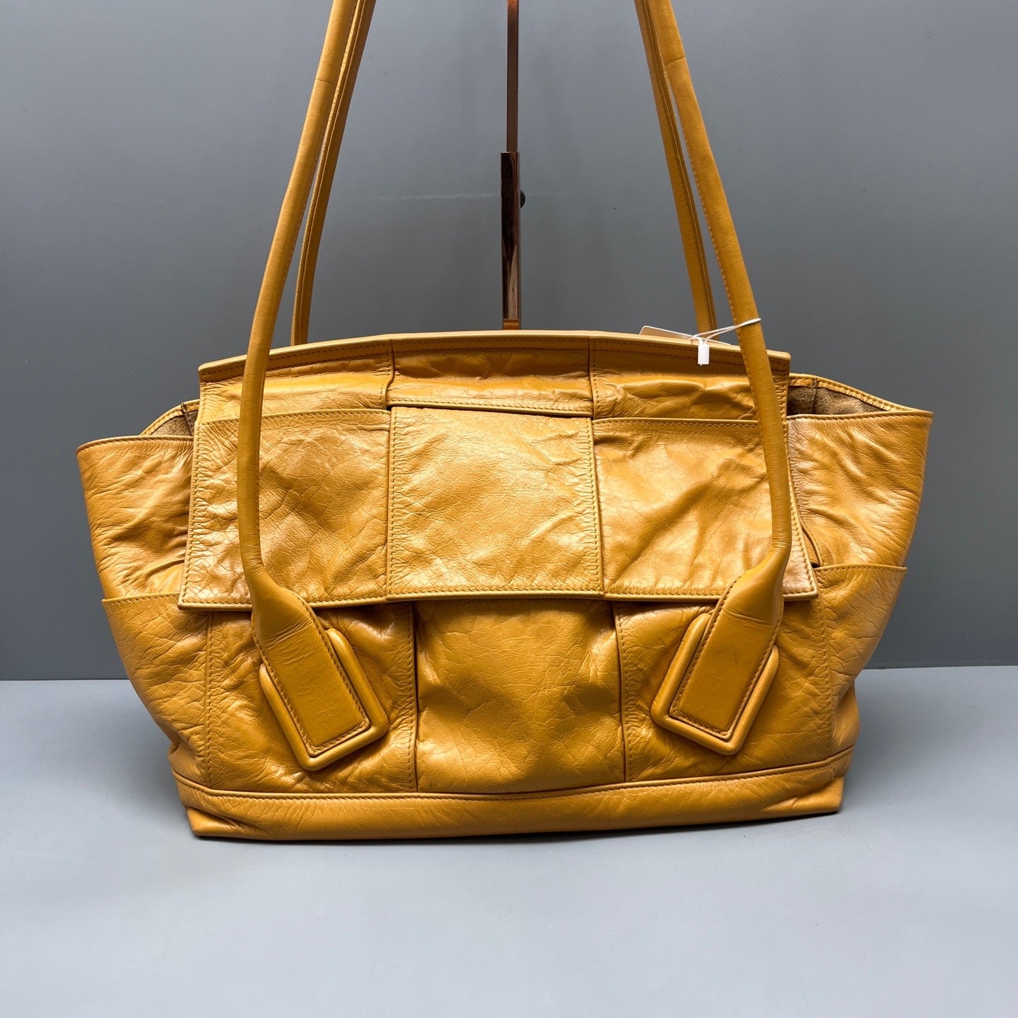 Bottega Veneta - Arco - Leather - Yellow - (Medium)