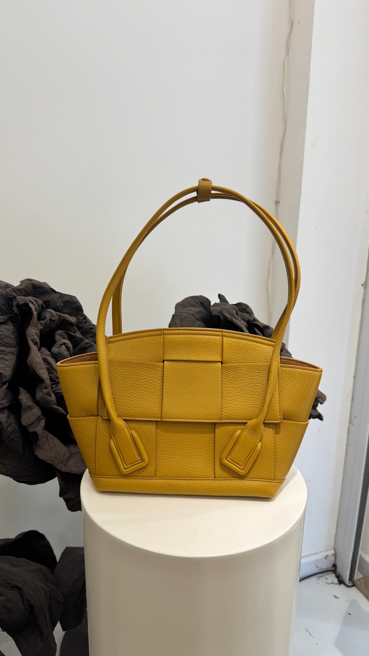 Bottega Veneta - Arco - Leather - Yellow - (medium)