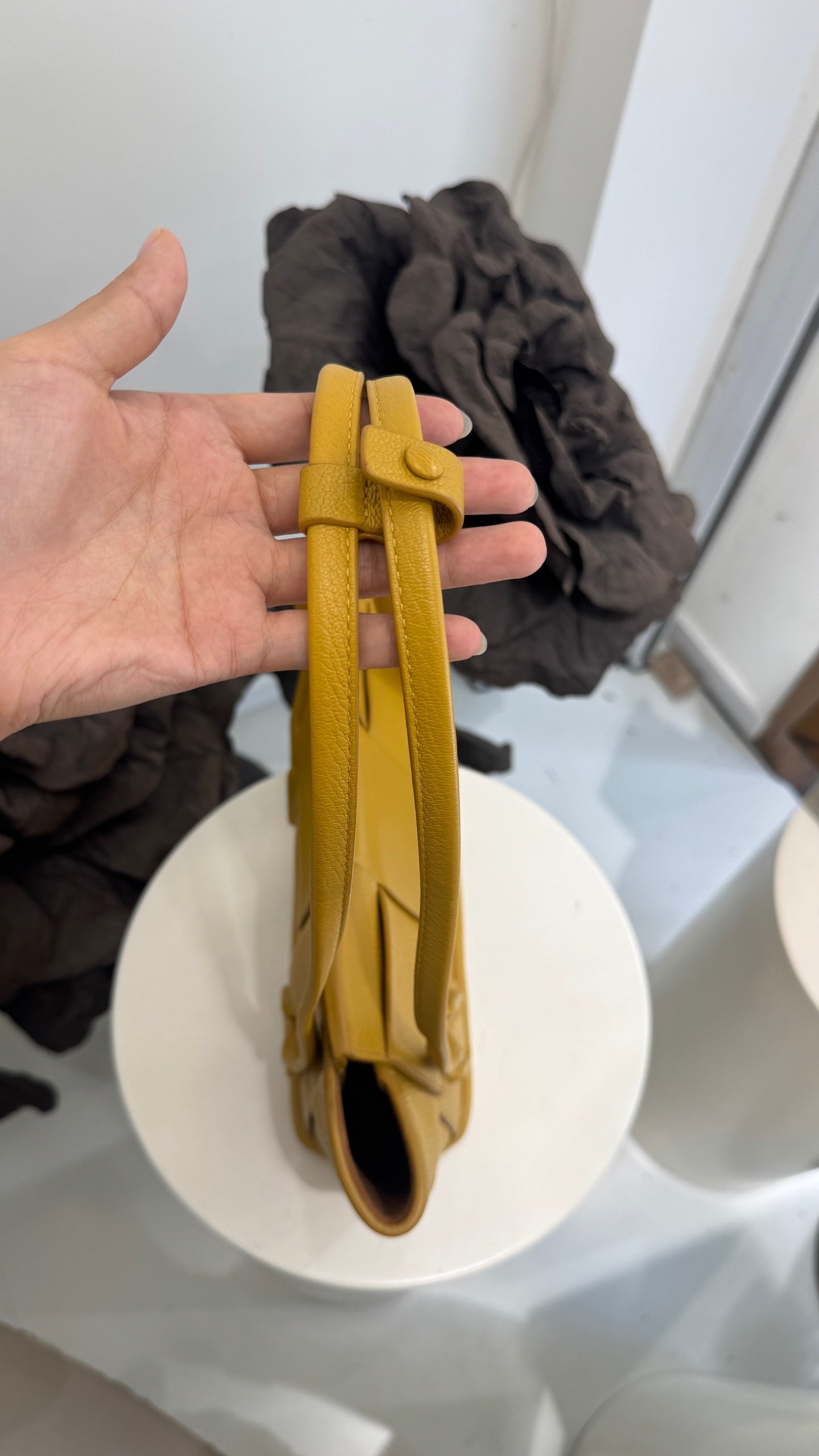 Bottega Veneta - Arco - Leather - Yellow - (medium)