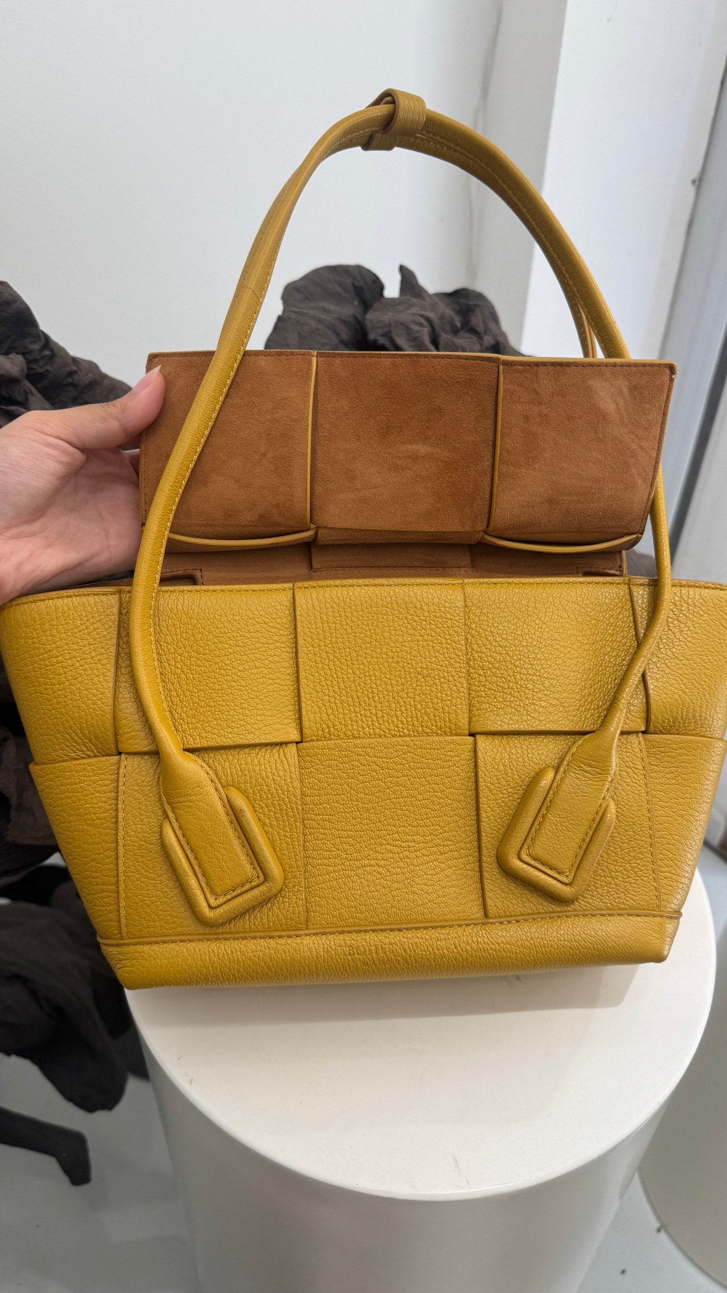 Bottega Veneta - Arco - Leather - Yellow - (medium)