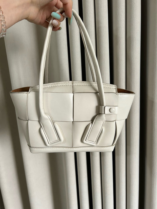 Bottega Veneta - Arco Mini - Leather - White - (mini)