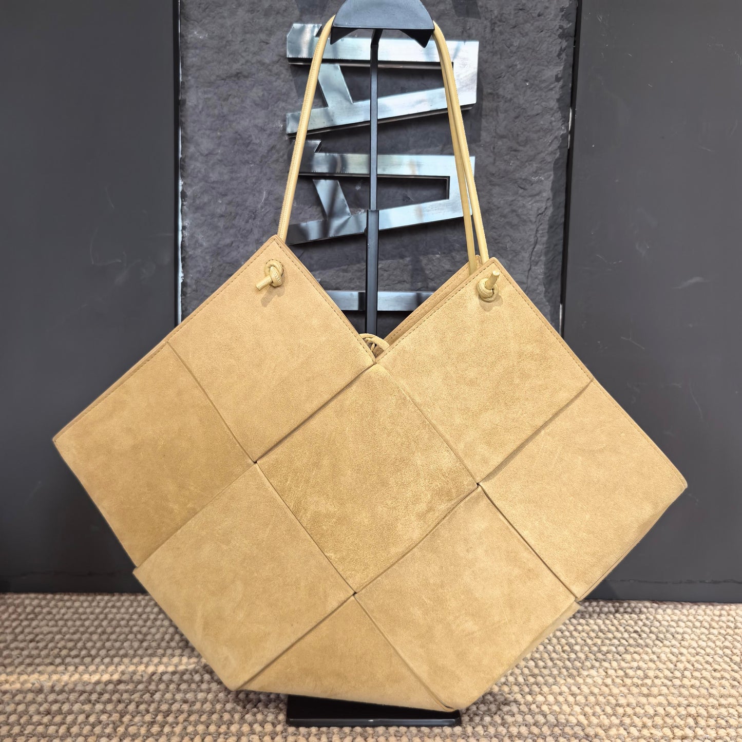 Bottega Veneta - Arco - Suede - Beige - (large)