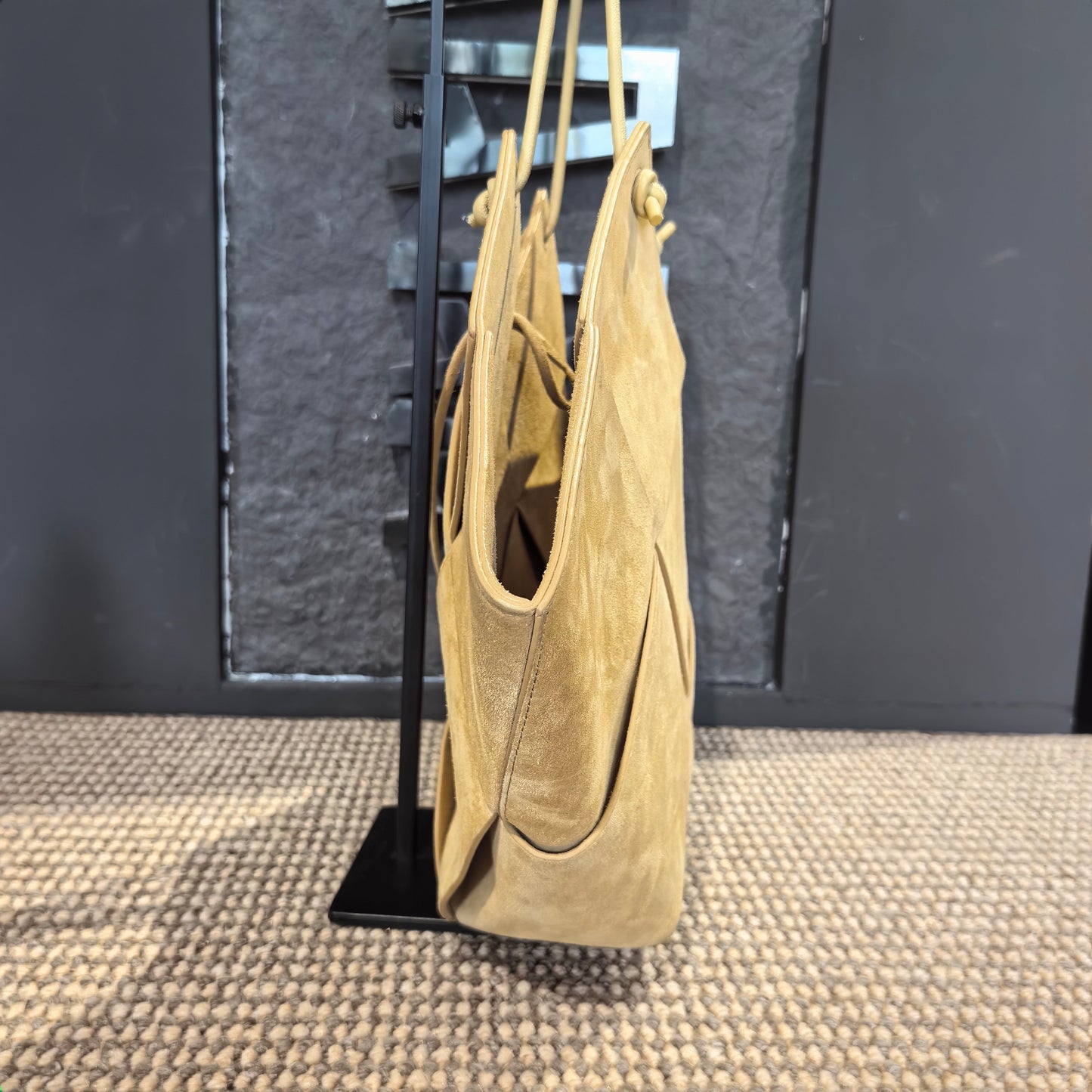Bottega Veneta - Arco - Suede - Beige - (large)