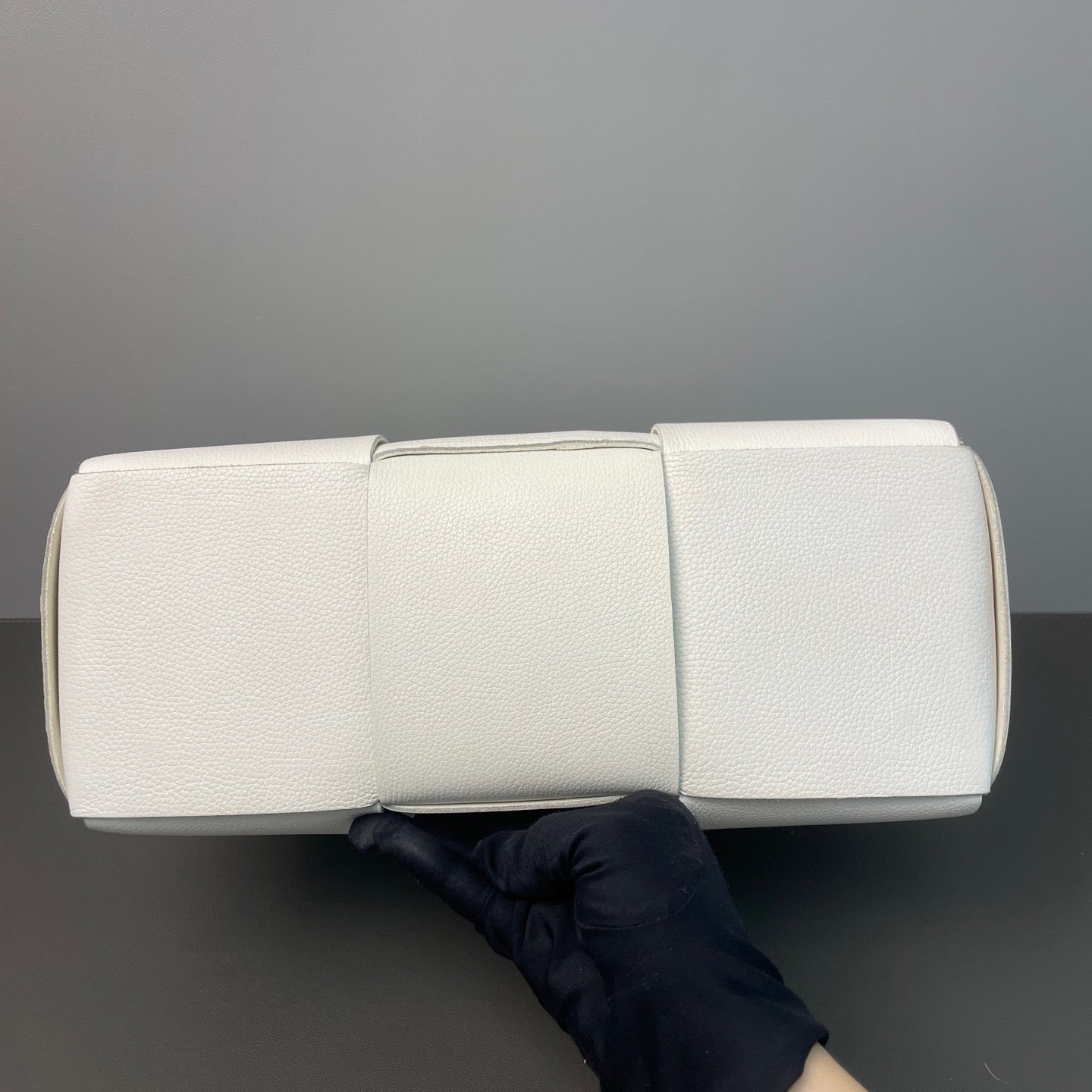 Bottega Veneta - Arco Tote - Leather - White - (medium)