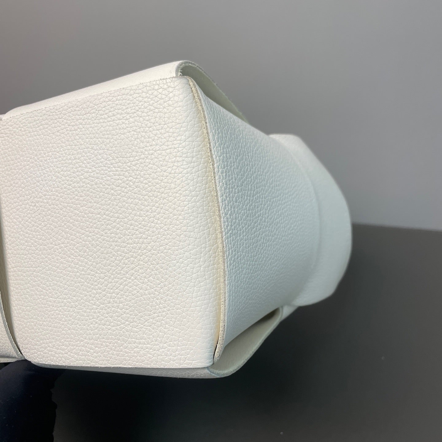 Bottega Veneta - Arco Tote - Leather - White - (medium)