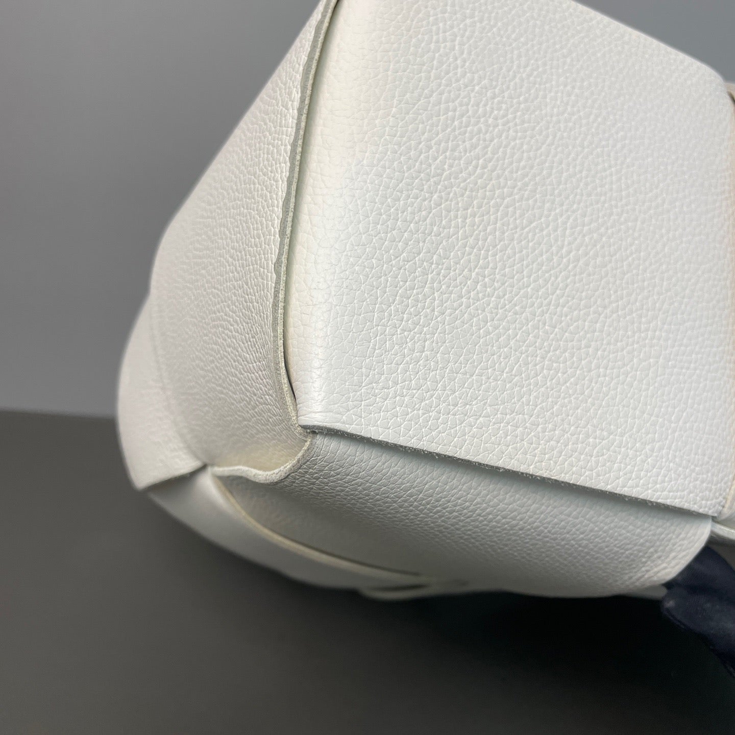 Bottega Veneta - Arco Tote - Leather - White - (medium)